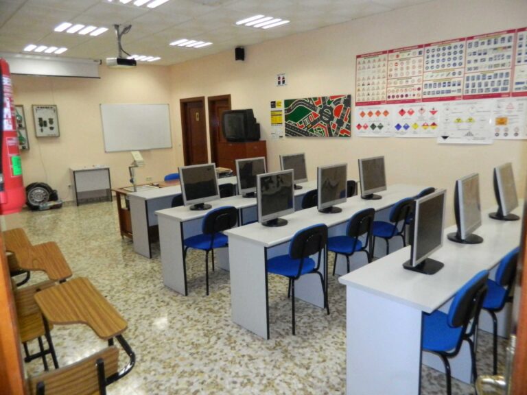 Aula 1: homologada para todo tipo de permisos